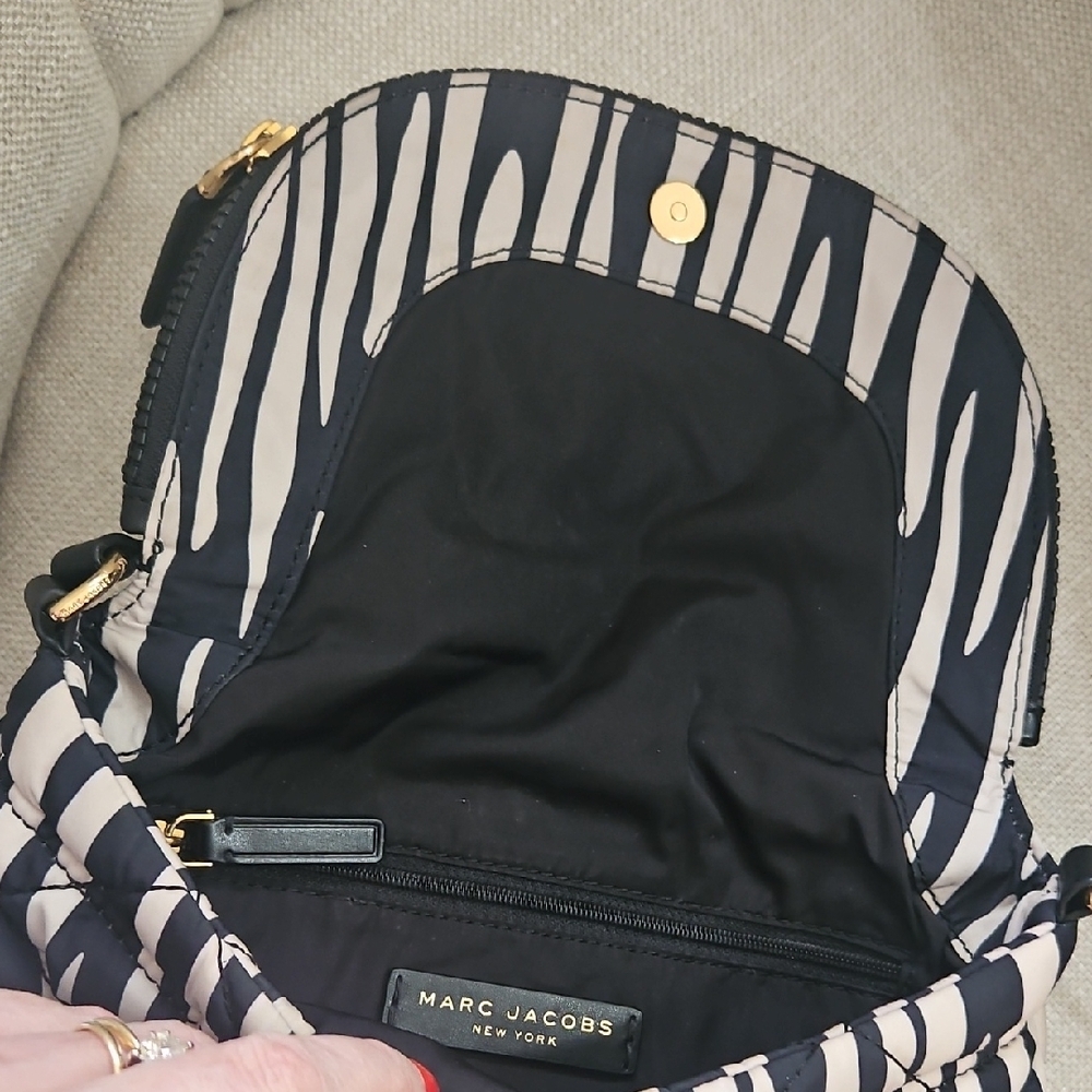 Marc Jacobs Zebra Stripe Crossbody Bag - Picture 11 of 16